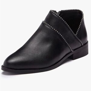 LUCKY BRAND | PERRMA |Studded|Round Toe |Ankle |Leather Bootie |Black | Size 6.5